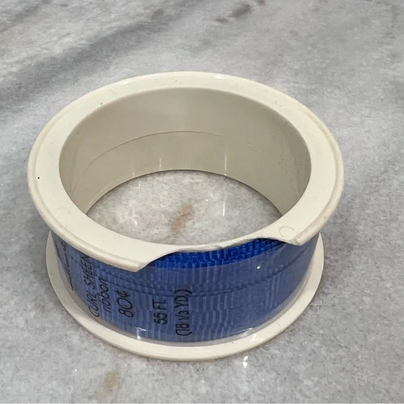 RIBBON BUNDLE….Lots of  Curling Ribbon Spools - Picture 6 of 6